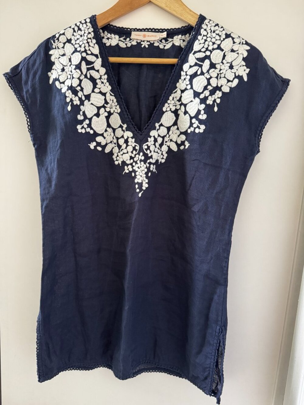 Tory Burch Navy Blue Linen V-Neck Tunic with Floral Embroidery